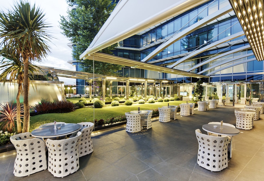 Doubletree by Hilton Istanbul Moda — Hotel building in Istanbul, Istanbul
