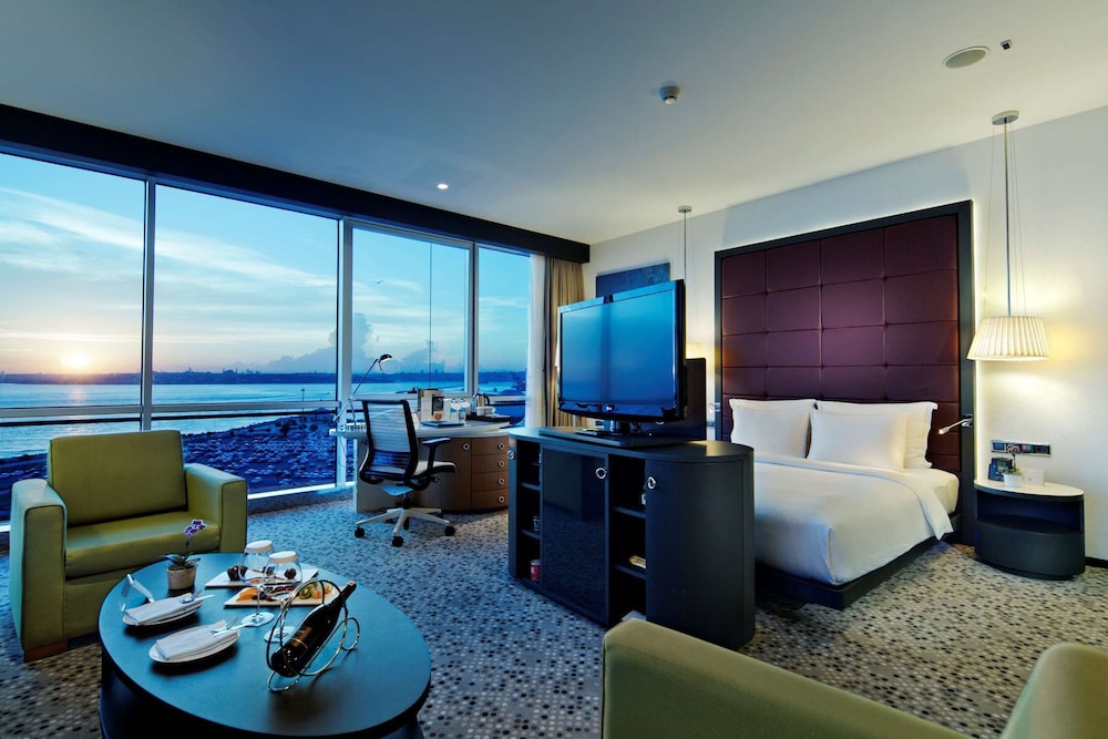 Doubletree by Hilton Istanbul Moda — Hotel rooms in Istanbul, Istanbul