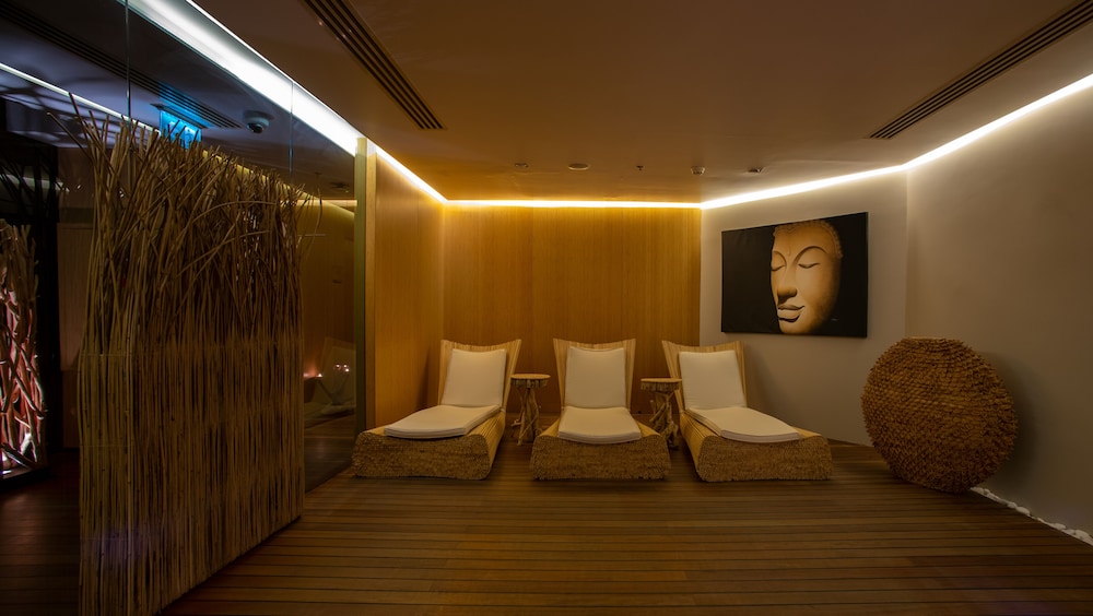 Doubletree by Hilton Istanbul Moda — Spa in Istanbul, Istanbul