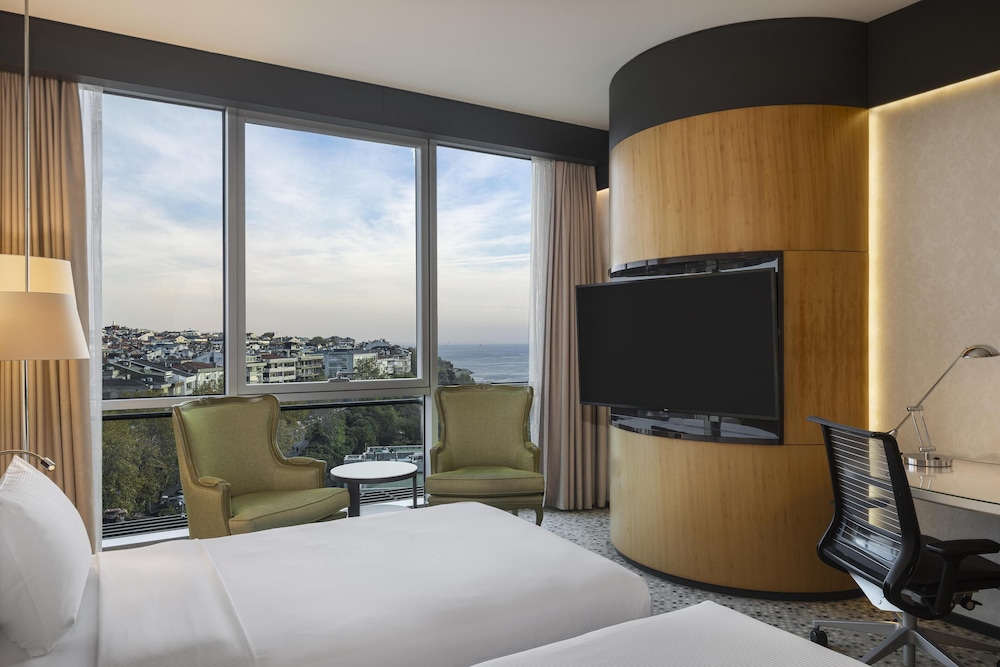 Doubletree by Hilton Istanbul Moda — Hotel rooms in Istanbul, Istanbul