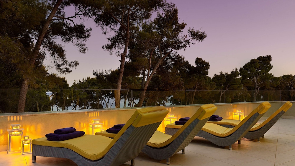 Park Plaza Arena Pula — Hotel building in Pula, Istria