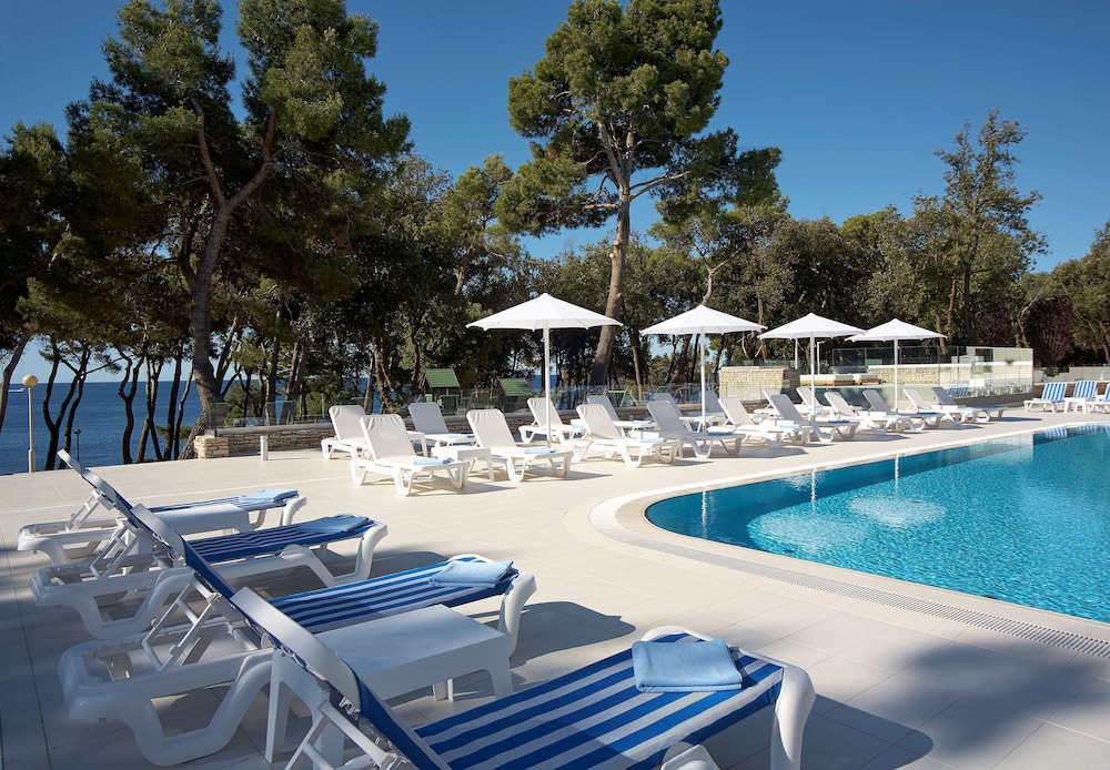Park Plaza Arena Pula — Swimming pool in Pula, Istria