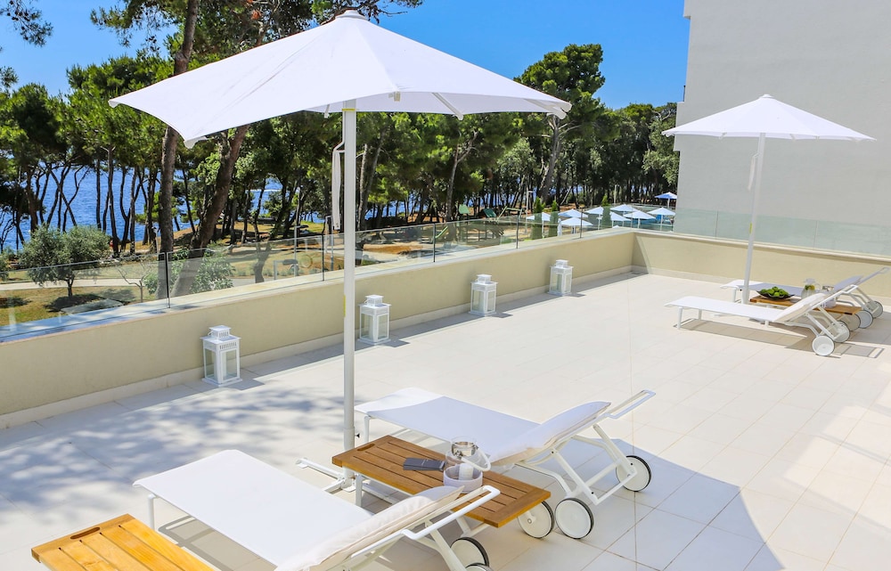 Park Plaza Arena Pula — Hotel building in Pula, Istria