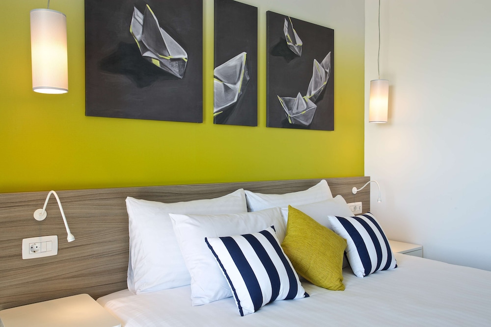 Park Plaza Arena Pula — Hotel rooms in Pula, Istria