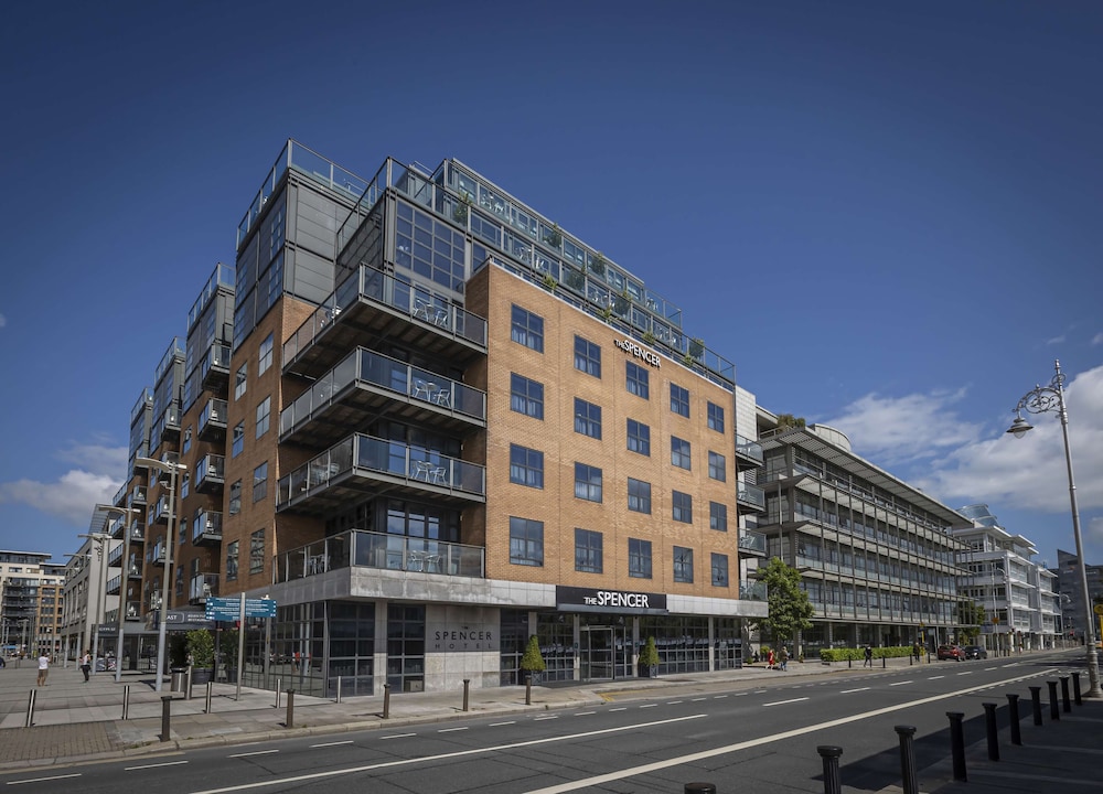 The Spencer Hotel — Hotel building in Dublin, Dublin City