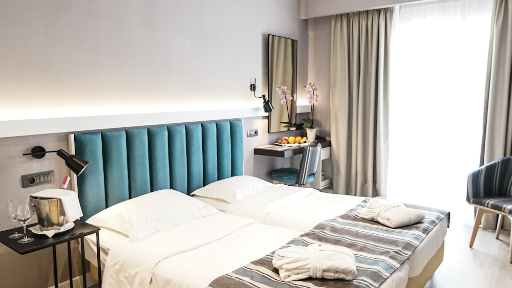 Athens Cypria Hotel — Hotel rooms in Athens, Attica