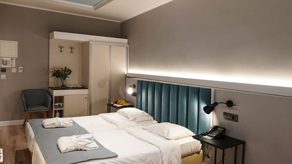 Athens Cypria Hotel — Hotel rooms in Athens, Attica