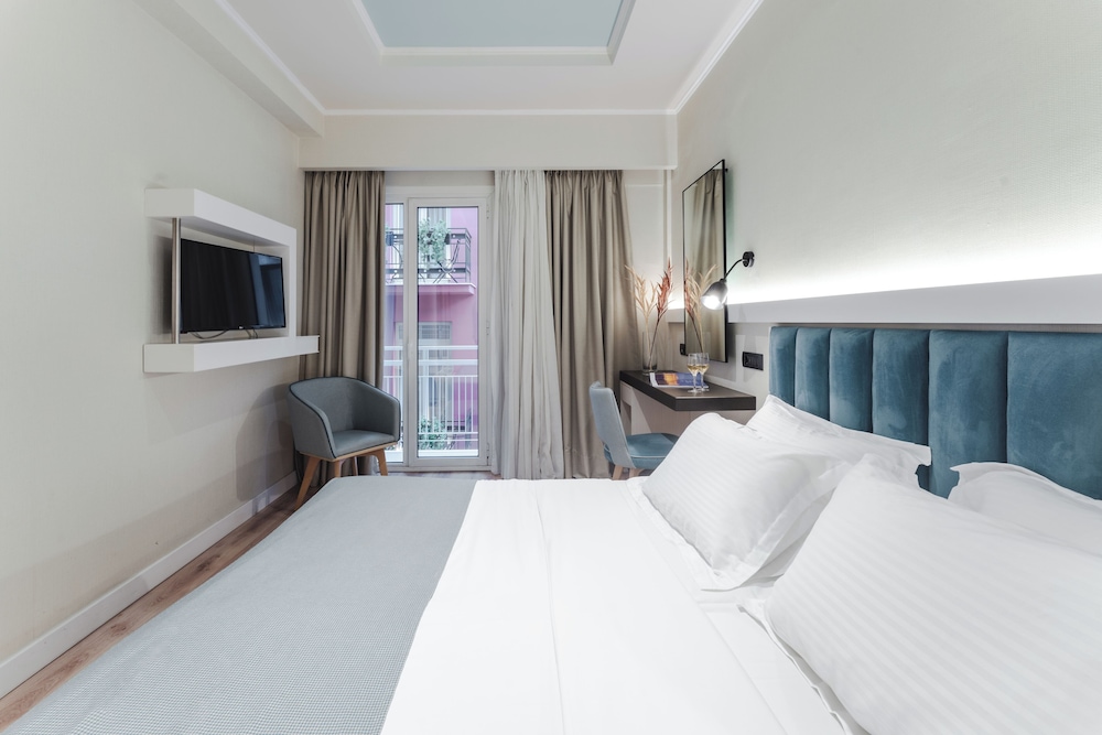Athens Cypria Hotel — Hotel rooms in Athens, Attica