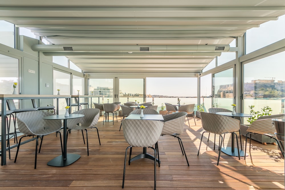 Athens Cypria Hotel — Restaurant & bars in Athens, Attica