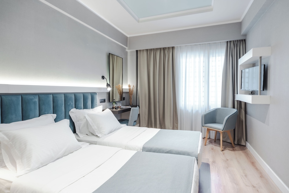 Athens Cypria Hotel — Hotel rooms in Athens, Attica