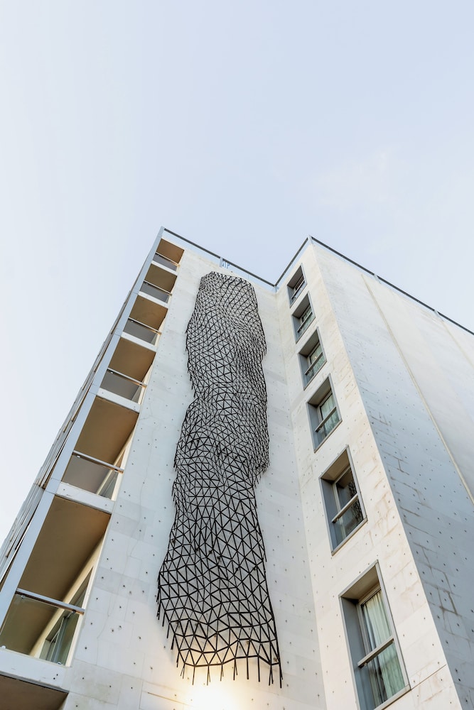 Athens Gate Hotel — Hotel building in Athens, Attica