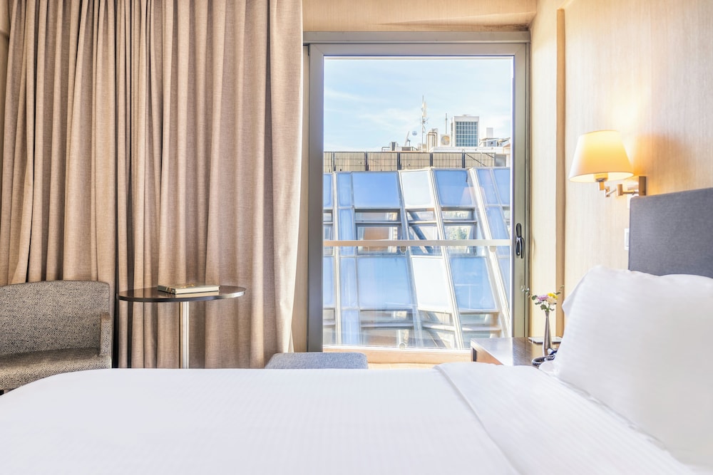 Athens Gate Hotel — Hotel rooms in Athens, Attica