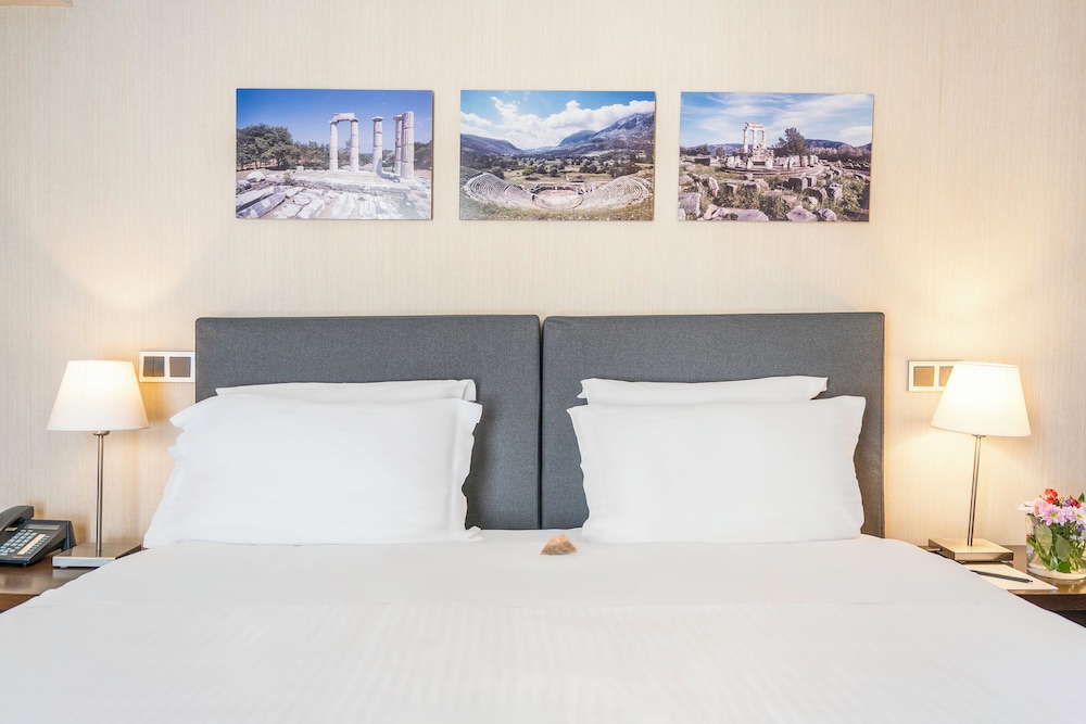 Athens Gate Hotel — Hotel rooms in Athens, Attica
