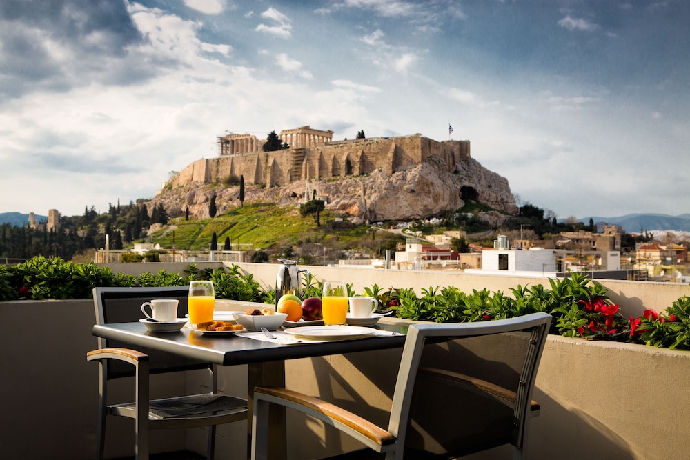Athens Gate Hotel — Restaurant & bars in Athens, Attica