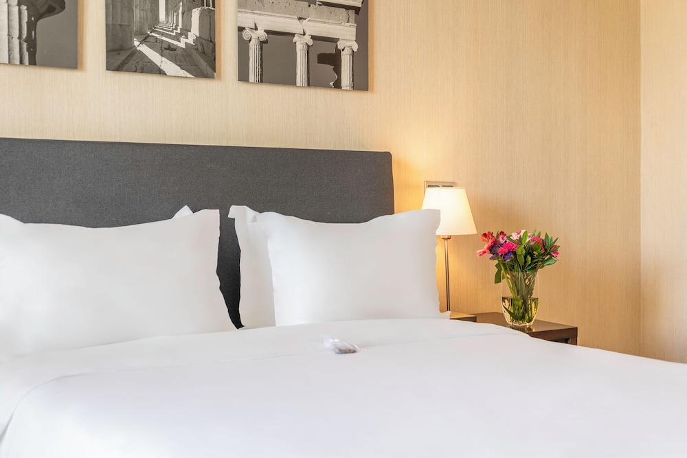 Athens Gate Hotel — Hotel rooms in Athens, Attica