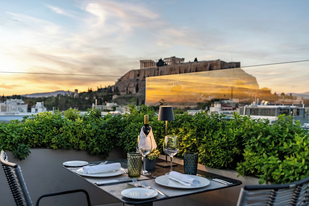 Athens Gate Hotel — Restaurant & bars in Athens, Attica