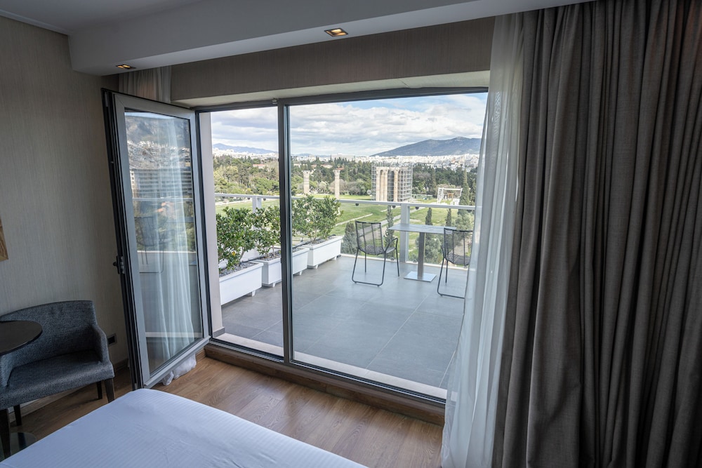 Athens Gate Hotel — Hotel rooms in Athens, Attica