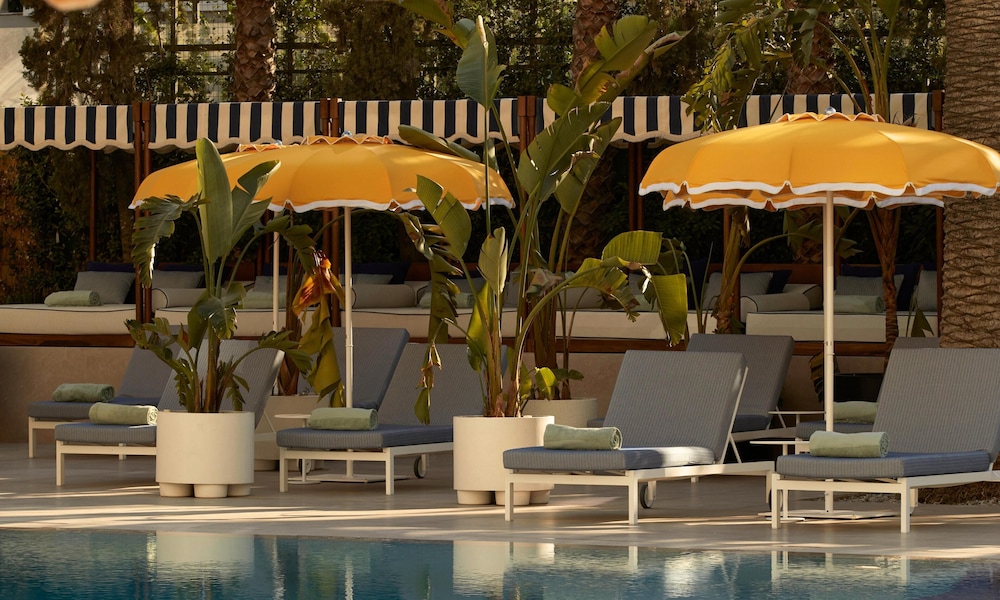 Conrad Athens The Ilisian — Swimming pool in Athens, Attica