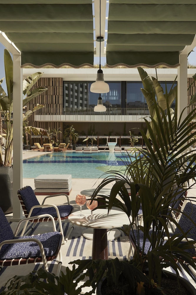 Conrad Athens The Ilisian — Swimming pool in Athens, Attica