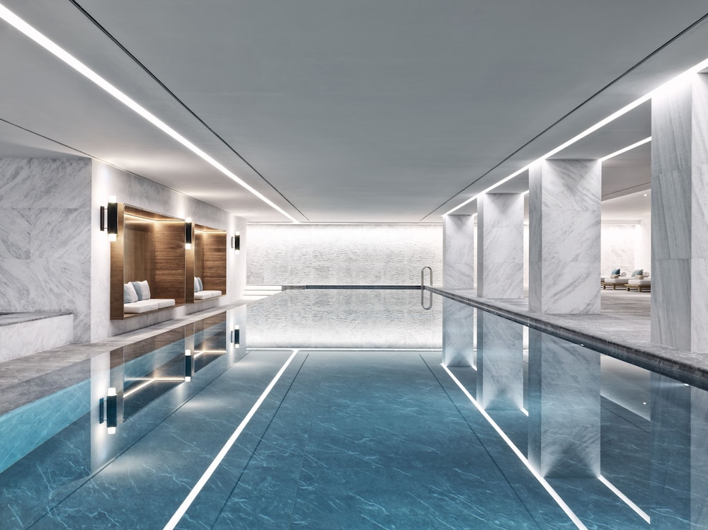 Grand Hyatt Athens — Swimming pool in Athens, Attica