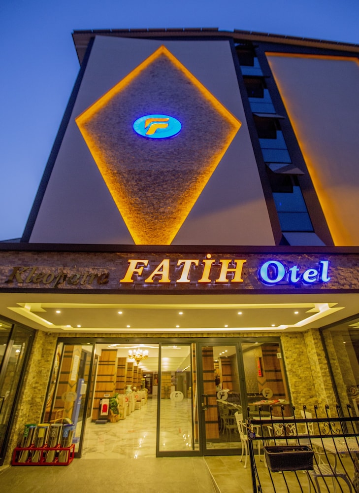 Fatih Hotel Kleopatra — Hotel building in Alanya