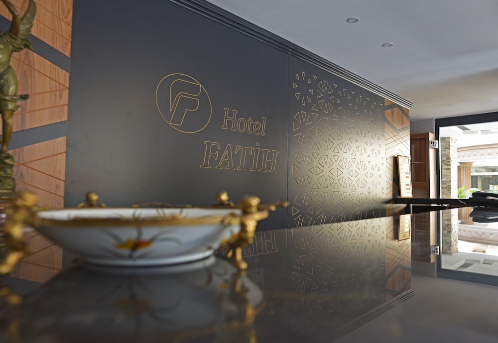 Fatih Hotel Kleopatra — Hotel building in Alanya