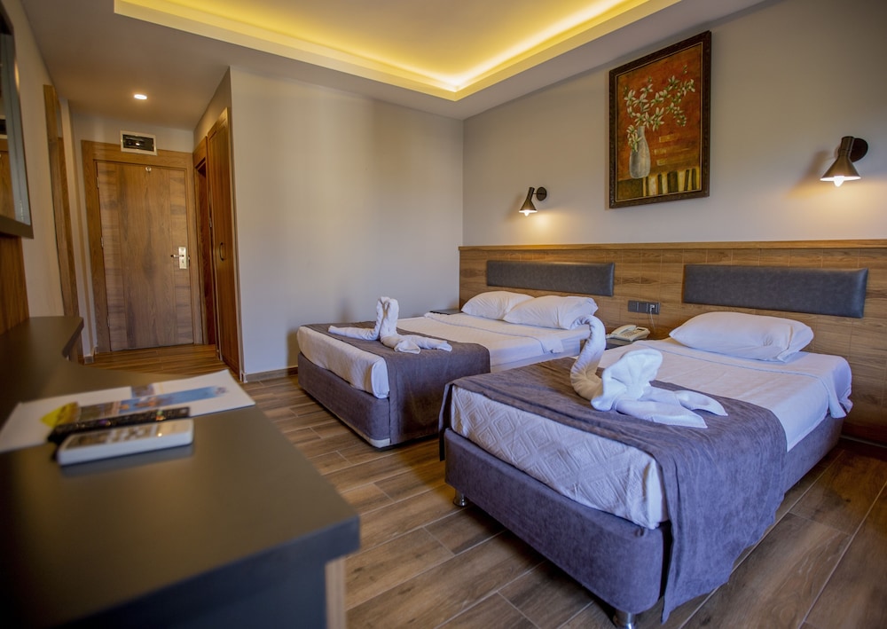 Fatih Hotel Kleopatra — Hotel rooms in Alanya