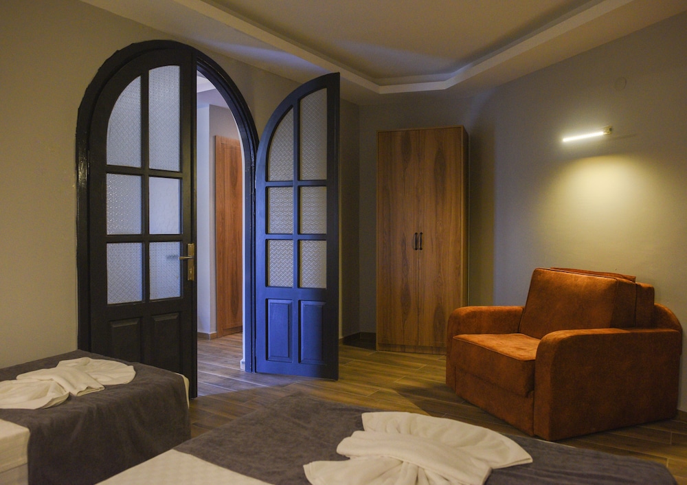 Fatih Hotel Kleopatra — Hotel rooms in Alanya
