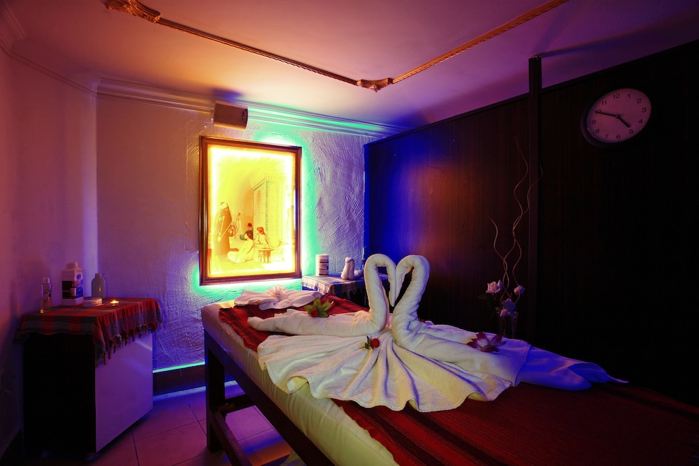 Fatih Hotel Kleopatra — Hotel rooms in Alanya