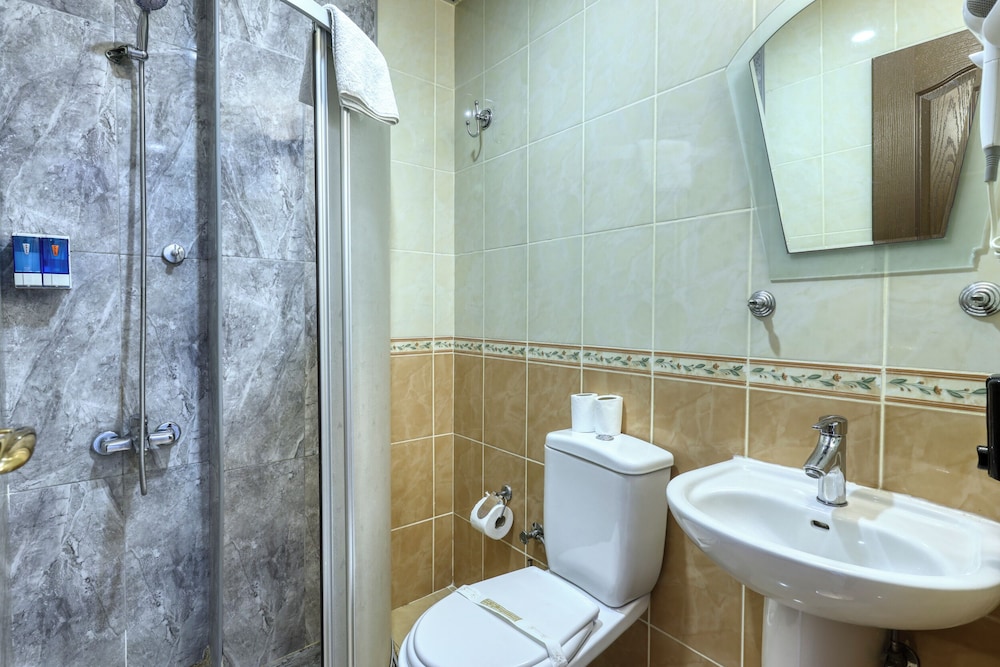Fors Hotel Sultanahmet — Hotel rooms in Istanbul, Istanbul