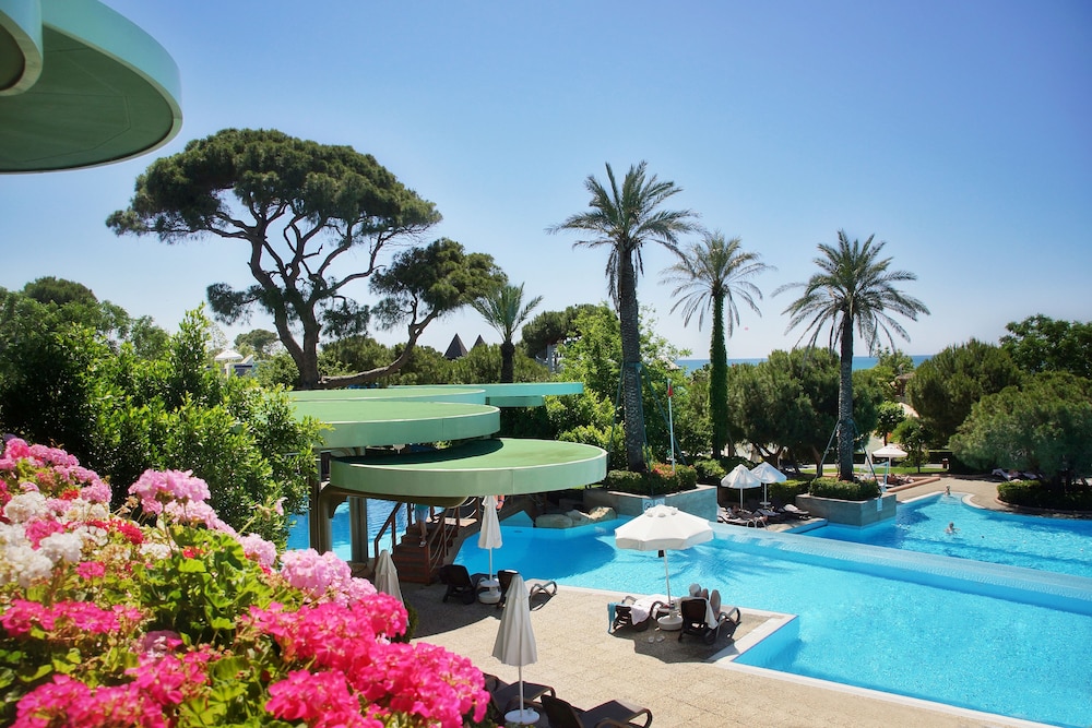 Gloria Verde Resort - All Inclusive — Swimming pool in Belek
