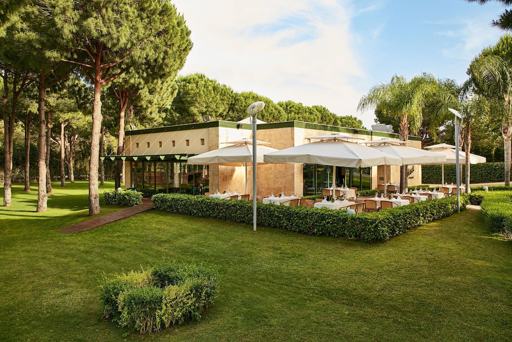 Gloria Verde Resort - All Inclusive — Restaurant & bars in Belek