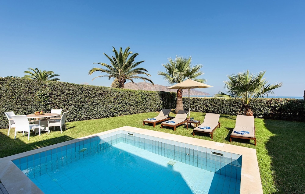 Pilot Beach Resort — Swimming pool in Georgioupolis