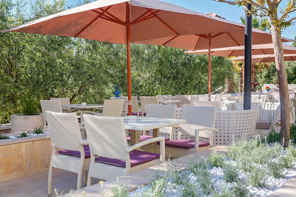 Hotel Plavi Plava Laguna — Restaurant & bars in Poreč, Istria