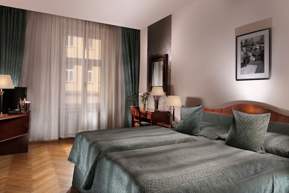 Hotel Ariston & Ariston Patio — Hotel rooms in Prague, Prague