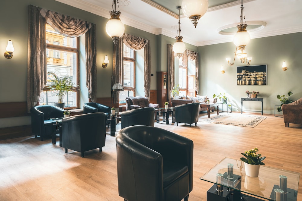 Hotel Ariston & Ariston Patio — Hotel building in Prague, Prague
