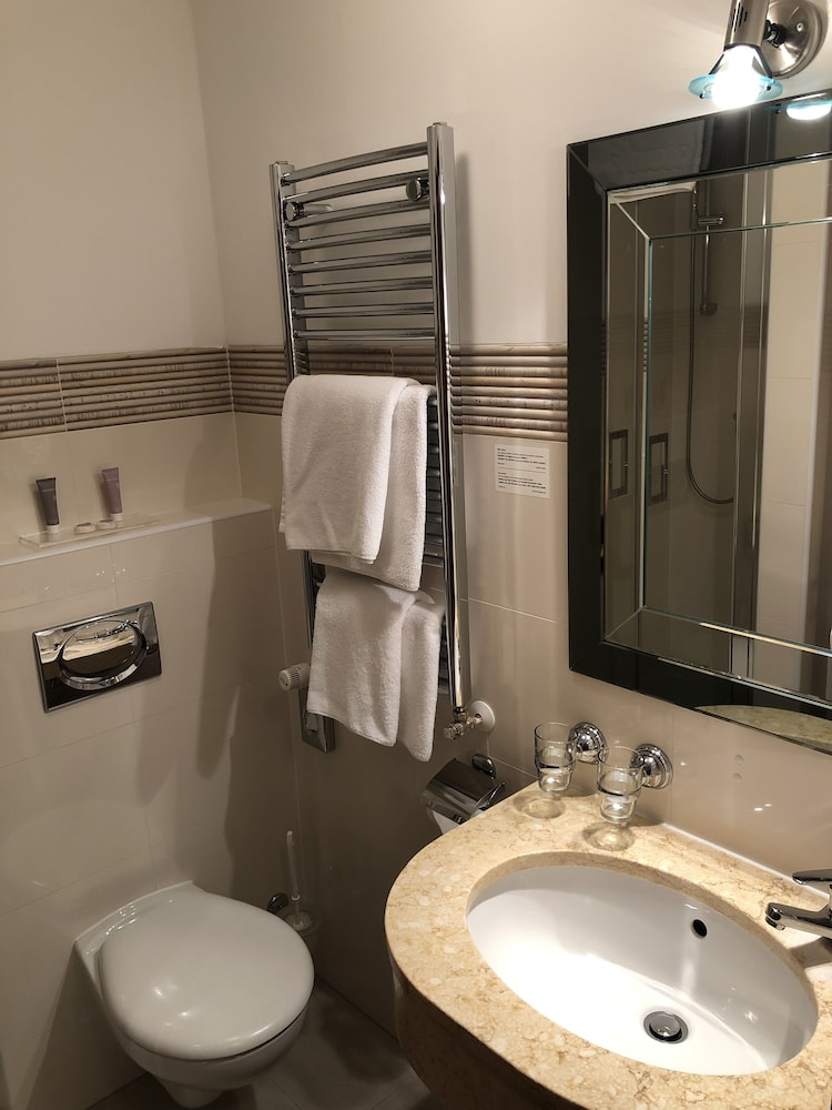 Hotel Ariston & Ariston Patio — Hotel rooms in Prague, Prague