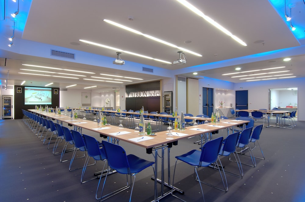 Atrion Hotel — Hotel building in Heraklion