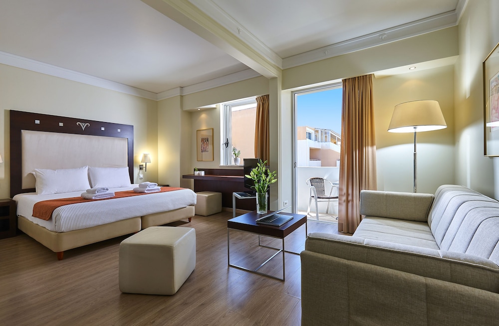 Atrion Hotel — Hotel rooms in Heraklion