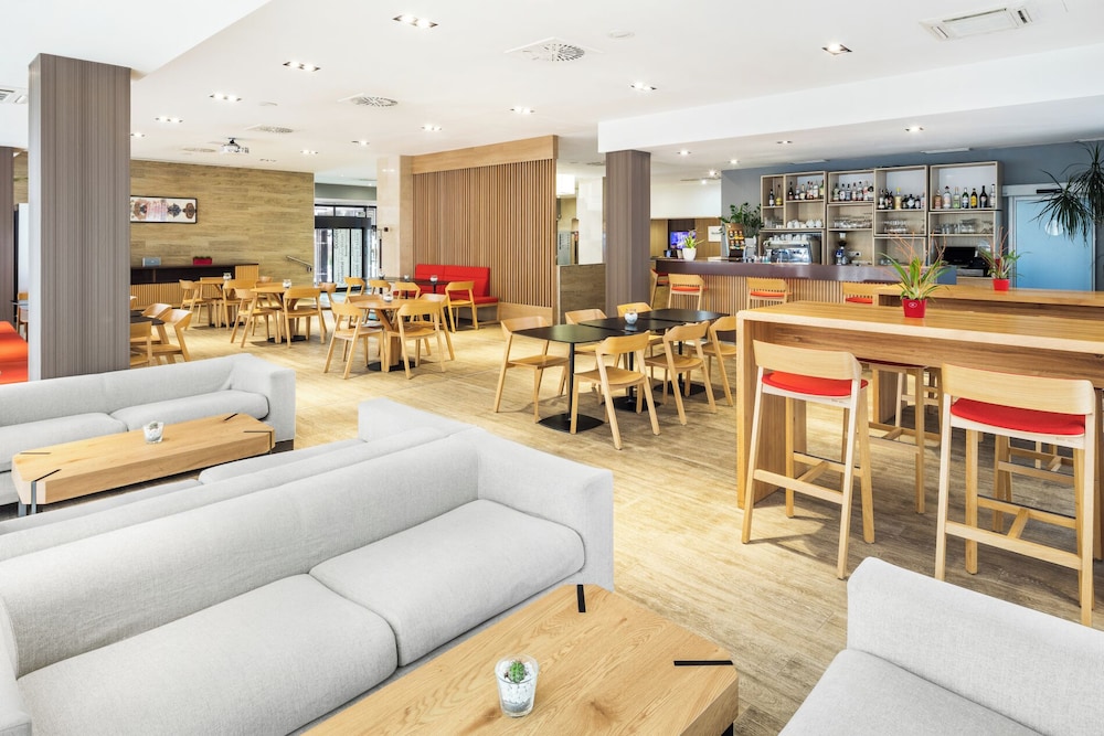 Occidental Praha — Restaurant & bars in Prague, Prague