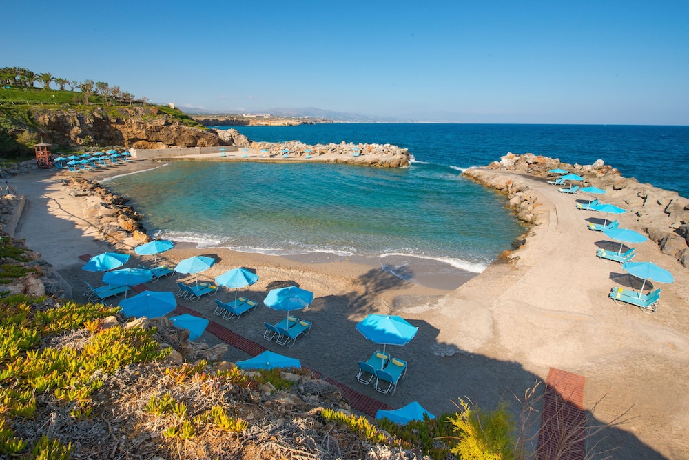 Iberostar Waves Creta Panorama & Mare — Beach in Panormo