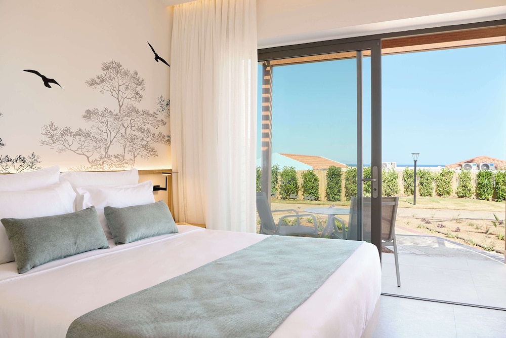 Iberostar Waves Creta Panorama & Mare — Hotel rooms in Panormo