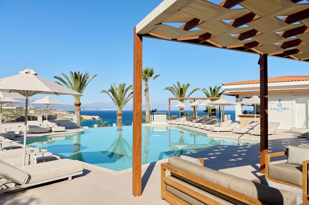 Iberostar Waves Creta Panorama & Mare — Swimming pool in Panormo