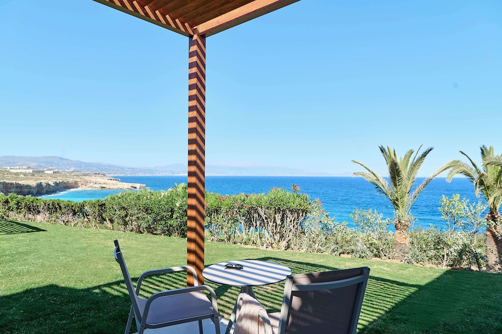 Iberostar Waves Creta Panorama & Mare — Hotel rooms in Panormo