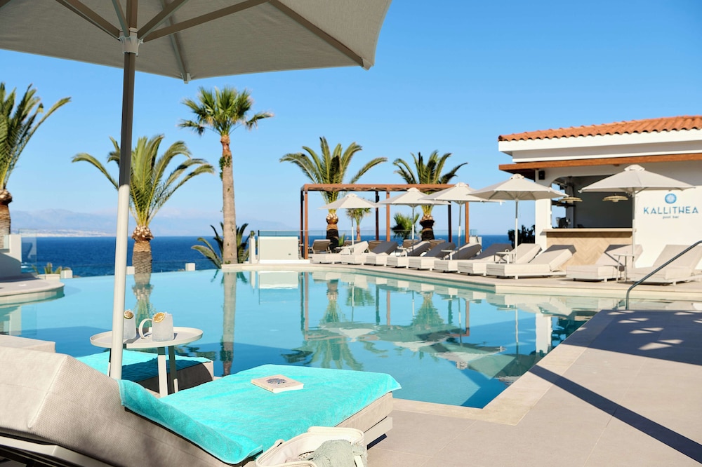 Iberostar Waves Creta Panorama & Mare — Swimming pool in Panormo