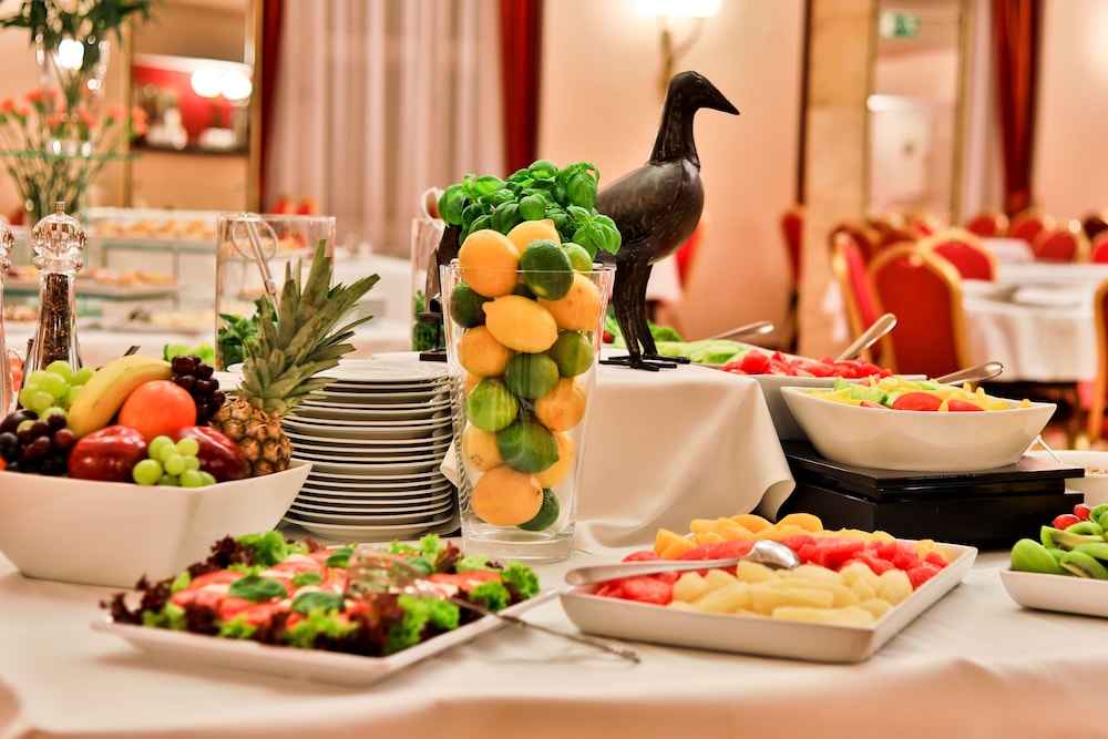 Hotel Belvedere — Restaurant & bars in Prague, Prague