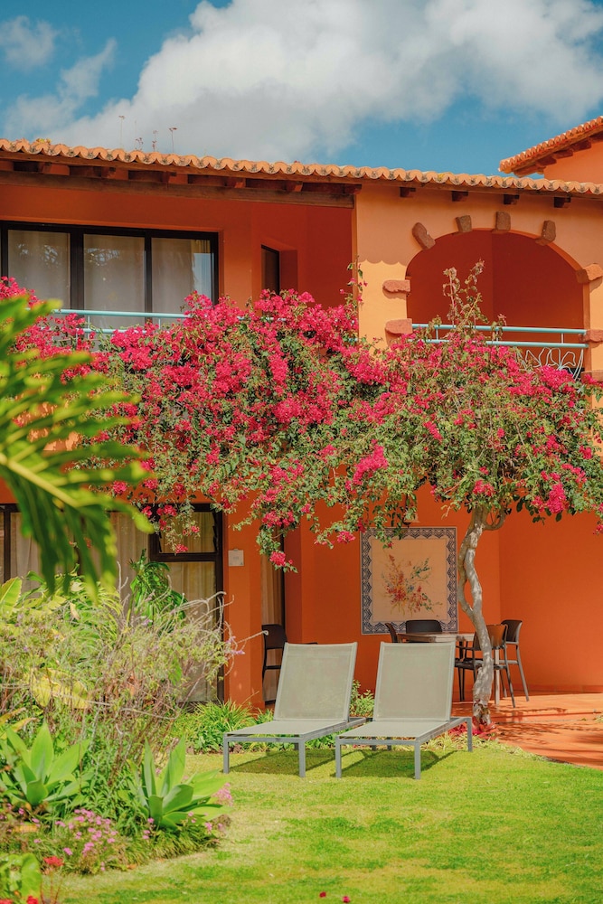 Quinta Splendida Wellness & Botanical Garden — Hotel building in Santa Cruz, Madeira