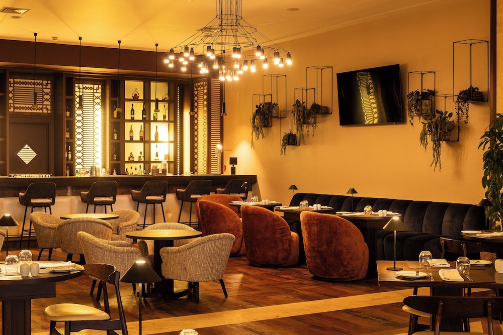 Real Marina Hotel & Spa — Restaurant & bars in Olhão, Faro