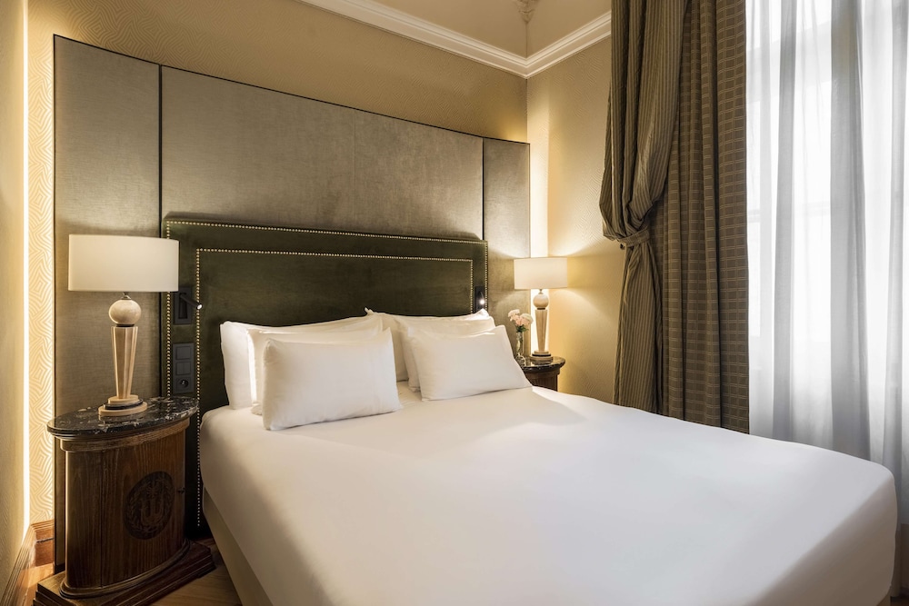 NH Collection Prague Carlo IV — Rooms in Prague, Prague