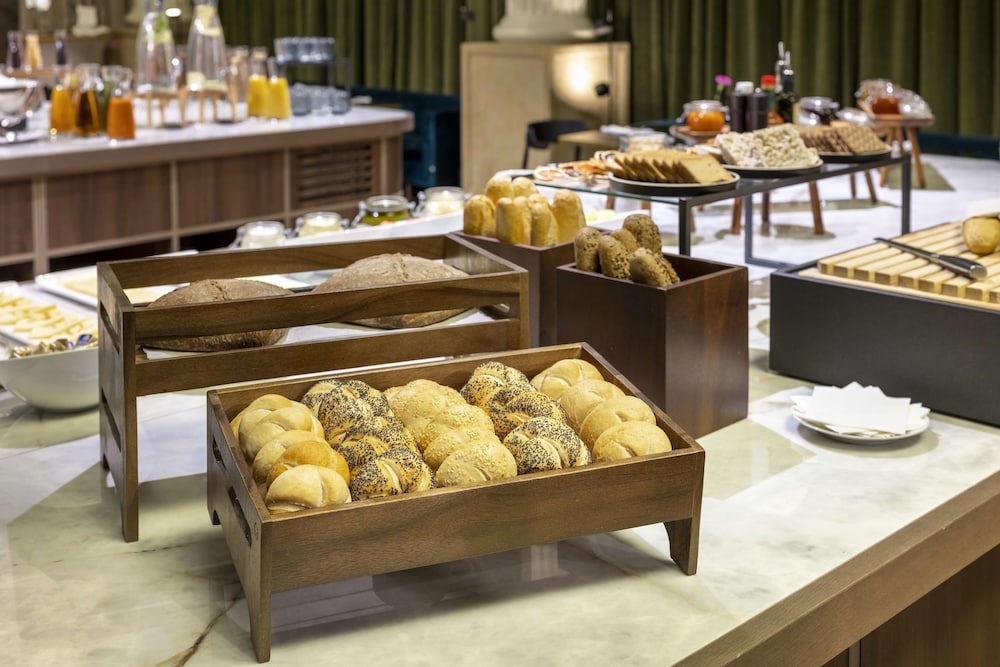 NH Collection Prague Carlo IV — Restaurant in Prague, Prague